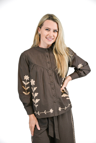 Verity Blouse in Sandstone