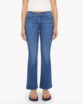 Lil Weekender - Nip It In The Butt