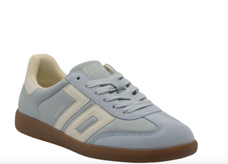 Cloud D26 in Light Sky