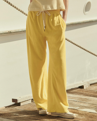 The Micro Terry Horseshoe Sweatpant in Margarita